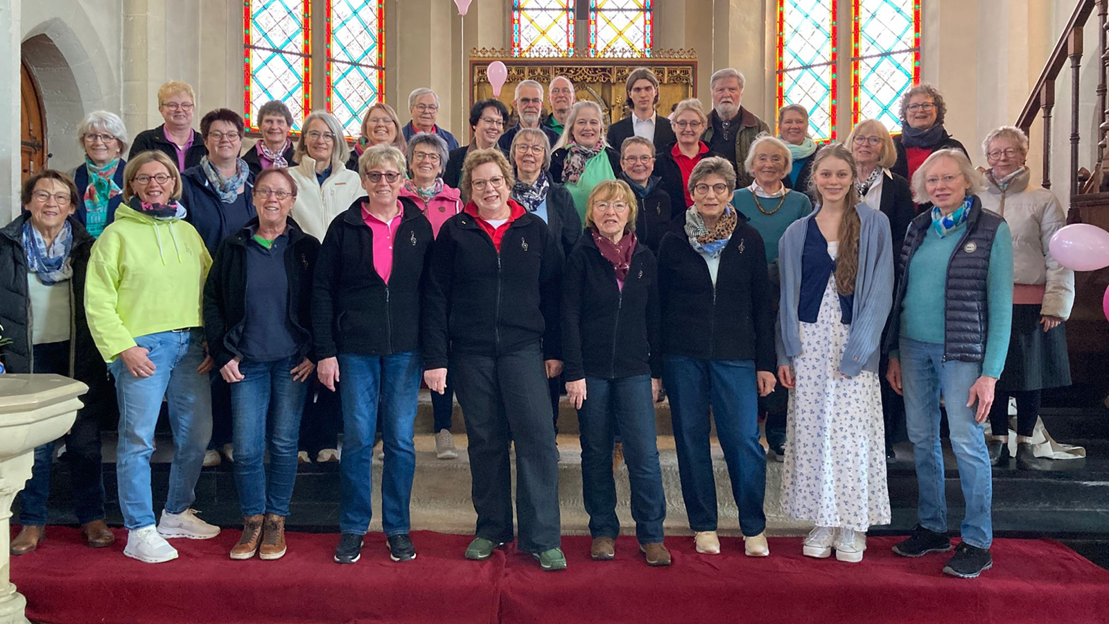 „VielHarmonie“ begeistert zum Jubiläum: Kirchenchor aus Delligsen und Kaierde feiert 20 Jahre